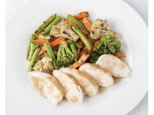 Large BBQ’d Chicken Breast with Stir Fry Vegetables - 500g