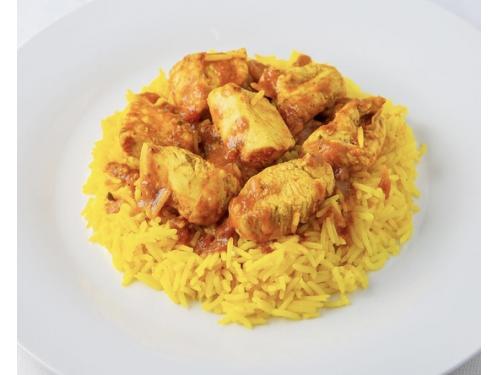 Mild Chicken Curry With Curried Rice - 400g