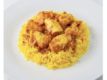 Large Mild Chicken Curry with Curried Rice - 550g